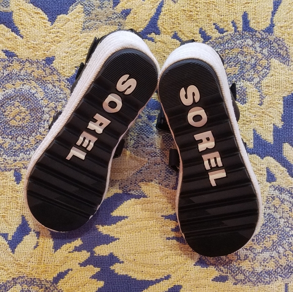 LIKE NEW Sorel Cameron Wedge Multistrap - Picture 3 of 5